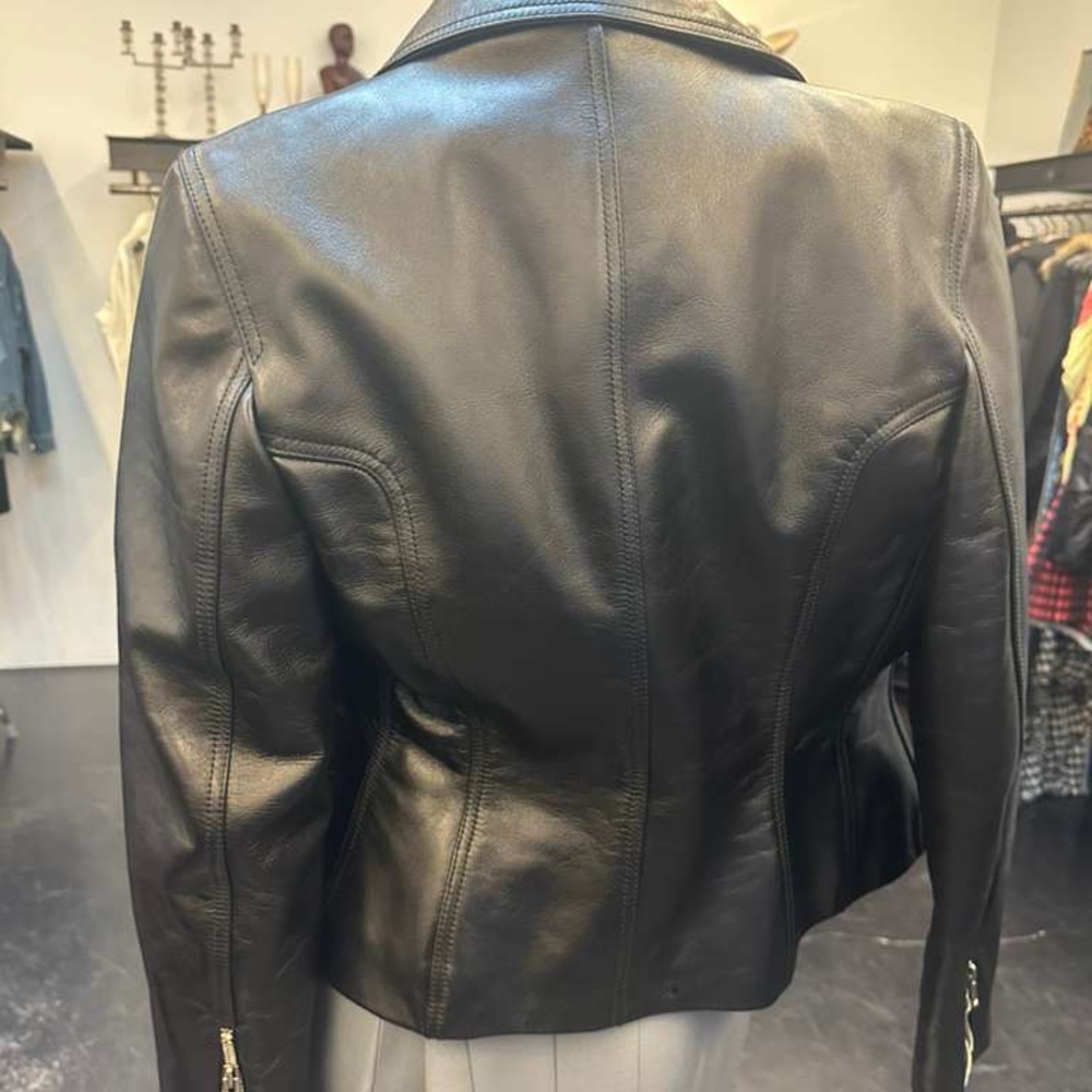 Givenchy authentic leather jacket - Picture 6 of 16